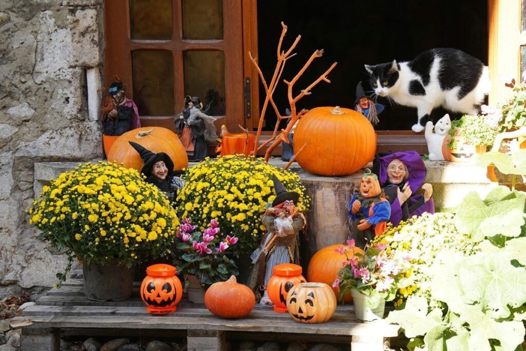 Halloweenpynt för trädgården och uteplatsen