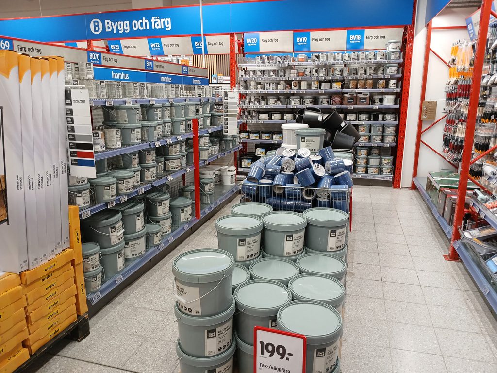 Målarfärg hos Jula